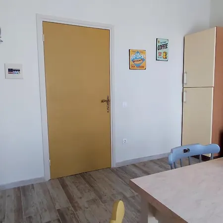 Infinity Apartment *